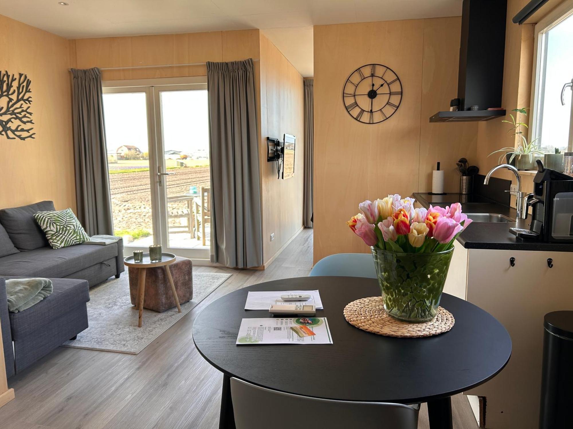 Blossombed Voorhout Exterior photo